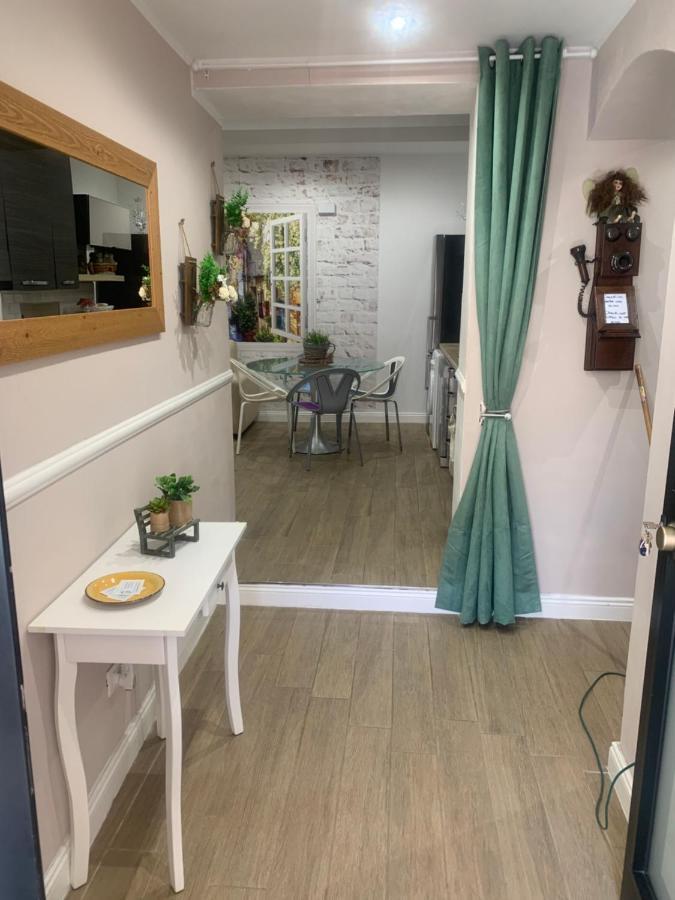 La Casina Di Bruna Livorno Eksteriør billede